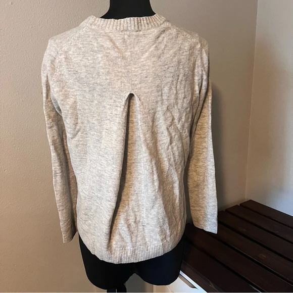 COS Wool Cardigan Size small ❤️ - Picture 4 of 6